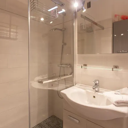 Mirazur Furnished Flat * Cap d'Ail